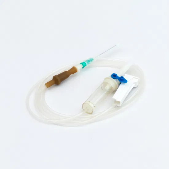 Aparato de infusión intravenosa desechable tipo microgoteo para niños, juego de infusiones con bureta para niños, 150ml y 100ml, CE, ISO, OEM